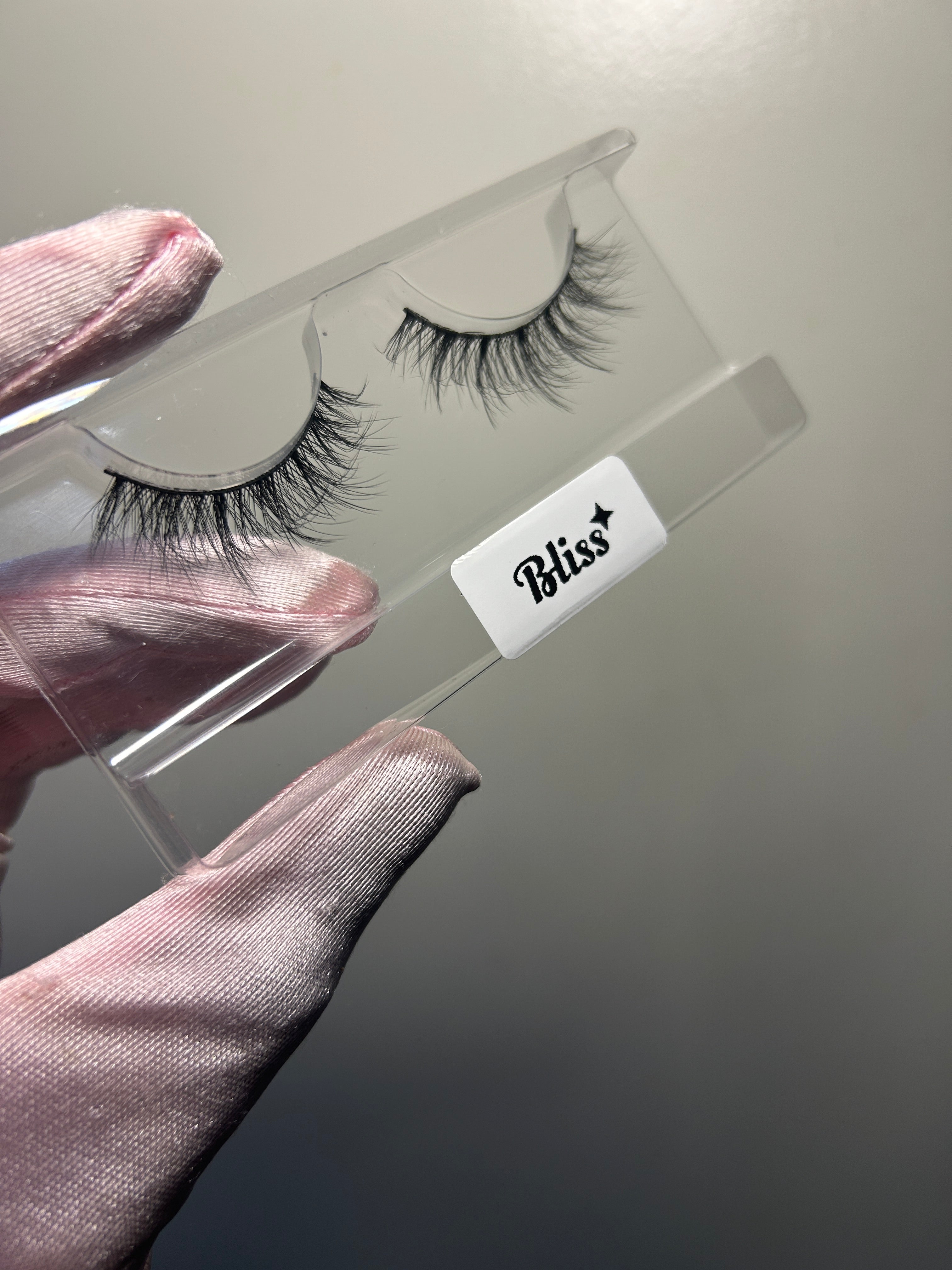 Handmade natural eyelash strips